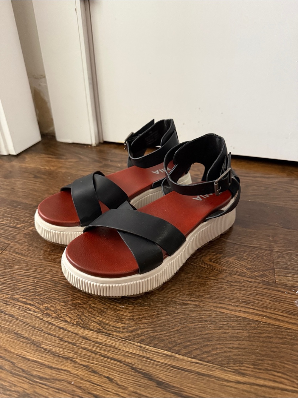 MIA Black Cross-Strap Platform Sandals with Red Footbed